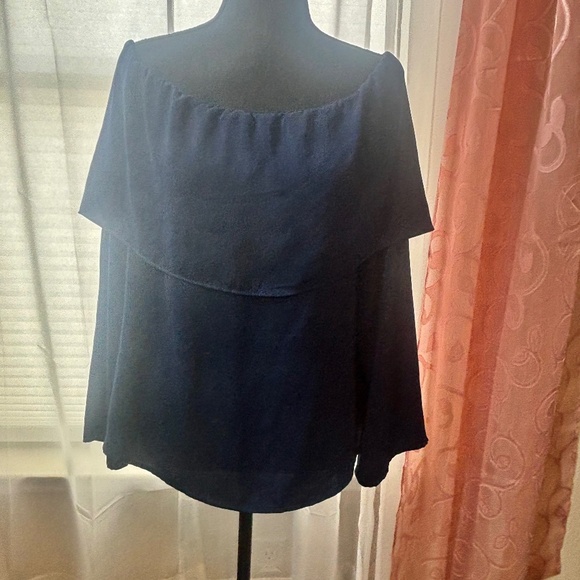 Daily Look - off the shoulder blouse - Picture 1 of 5